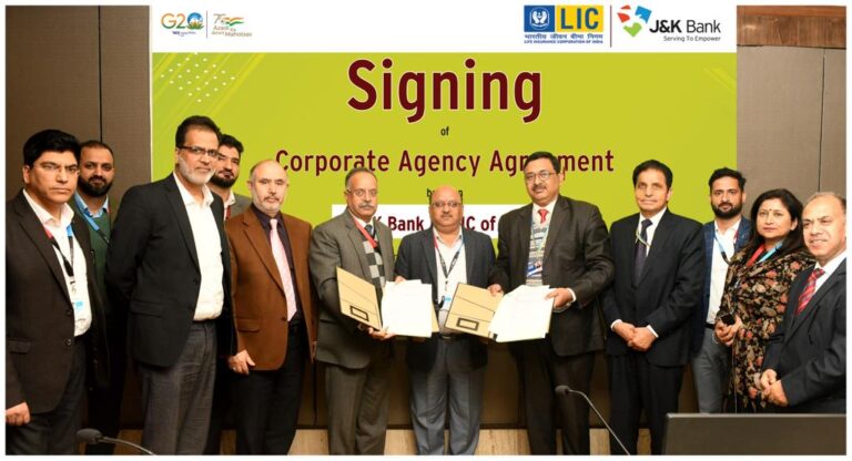 J&K Bank inks agreement with LIC of India-14