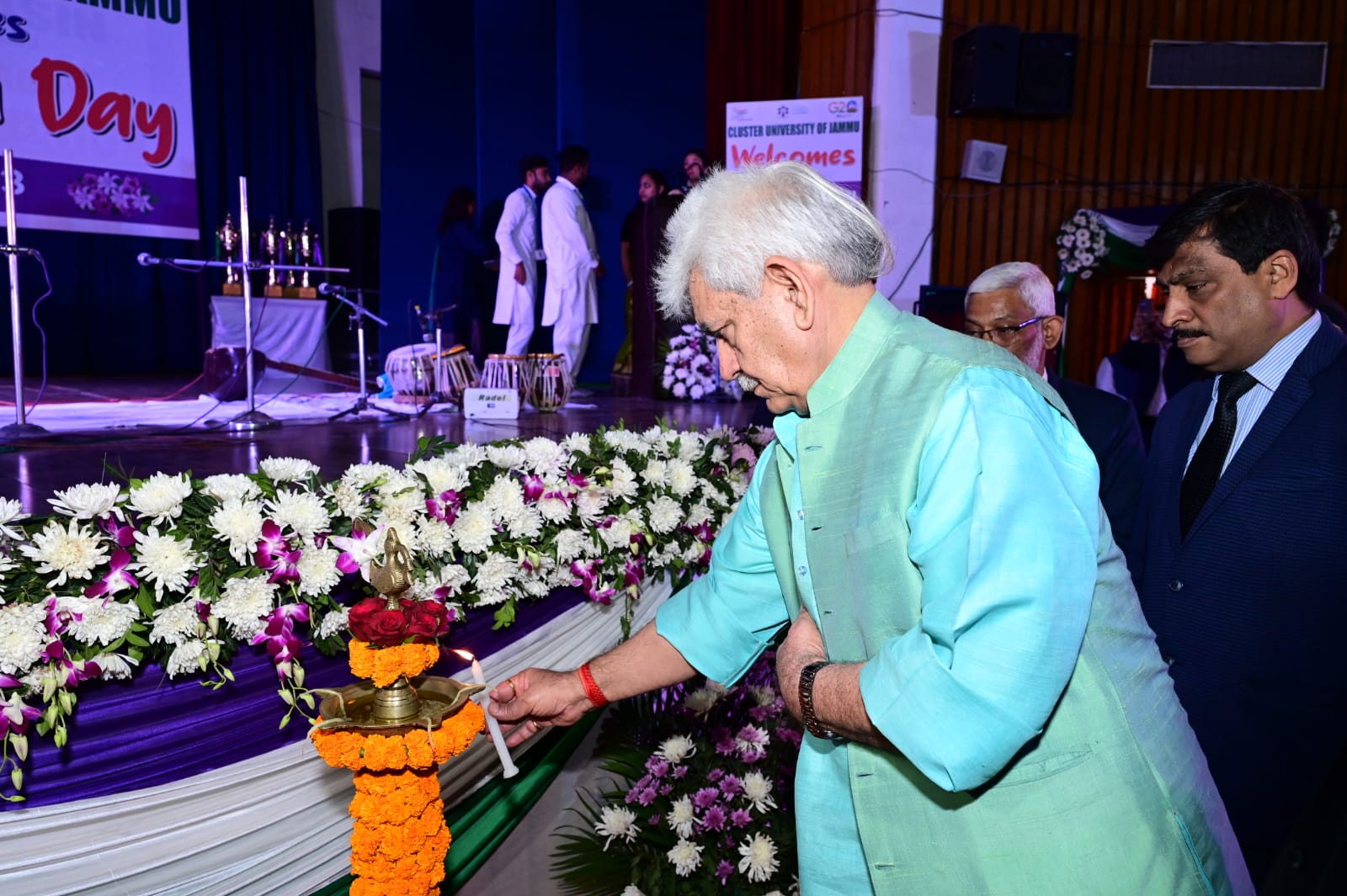 Lt Governor Manoj Sinha attended the foundation day celebration of Cluster University, Jammu. (8)