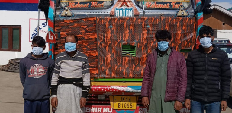 Police solves theft case in Budgam1