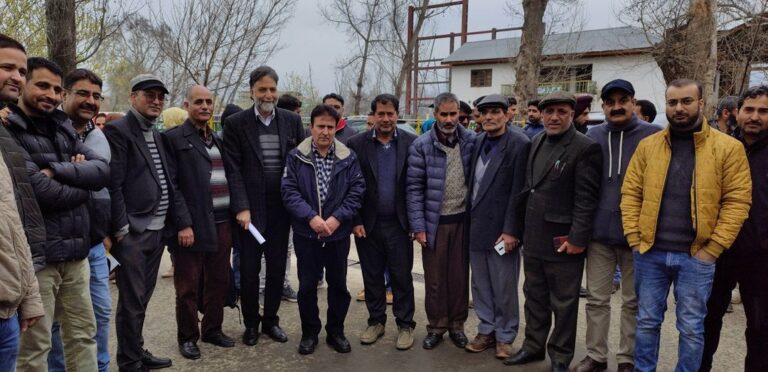 SP College Sgr warmly farewells Prof. Zargar, Prof. Wani