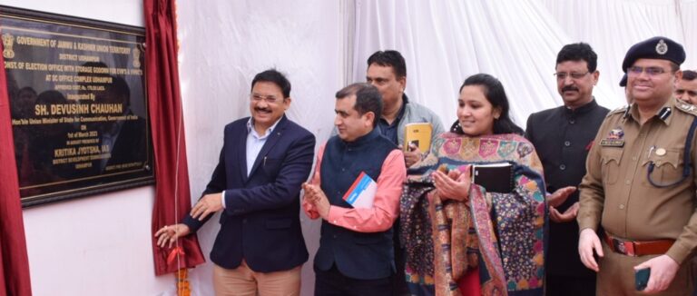 Union Minister conducts public outreach programme at Sudhmahadev-1-1
