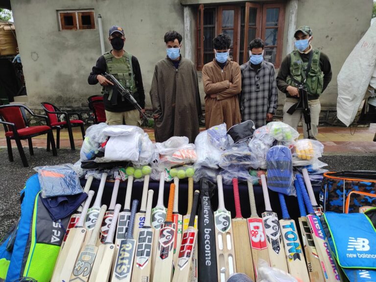 Gang of burglars busted in Sopore, 28-04-2023