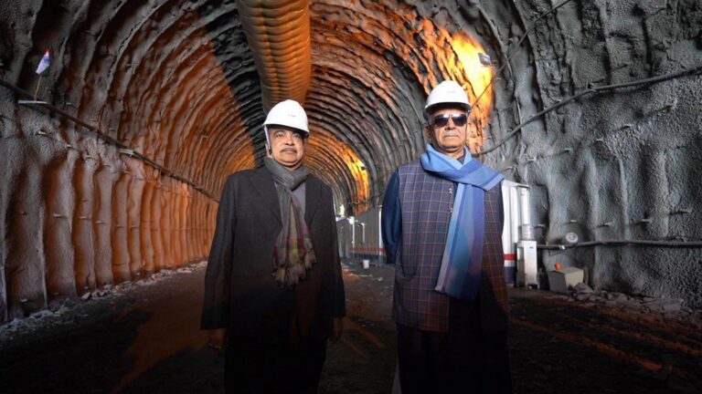 Union Minister for Road Transport and Highways Nitin Gadkari today inspected Z-morh tunnel in the presence of Lieutenant Governor Manoj Sinha-10-
