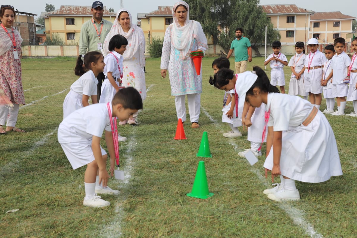 police public school bemina organises annual sports day of lpd wing