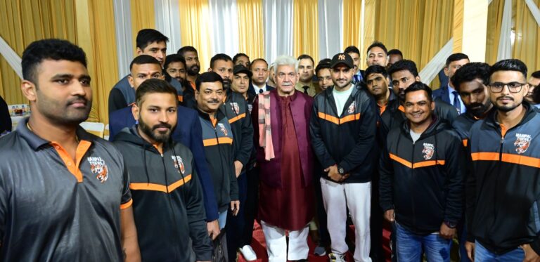Lt Governor Sh Manoj Sinha hosted a 'High Tea' for the players participating in Legends League Cricket game at Jammu. (2)