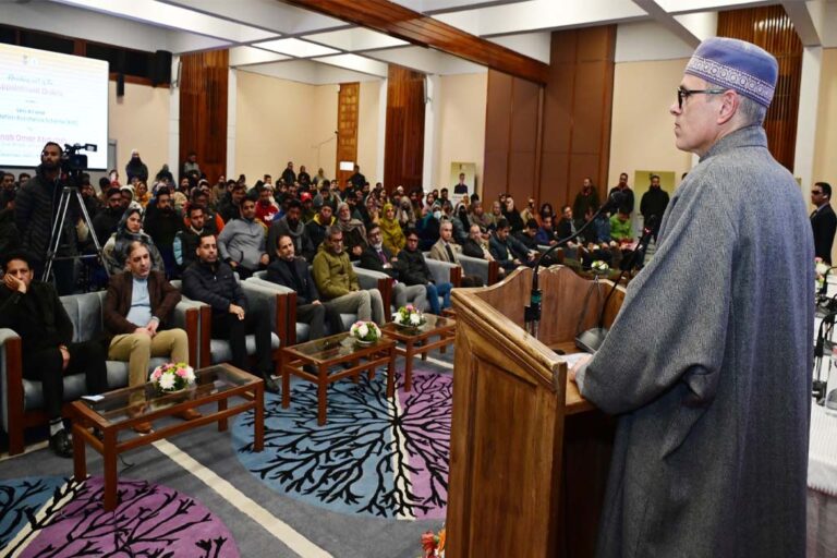 CM Omar Abdullah distributes compassionate appointment orders to 54 beneficiaries of Kashmir division2