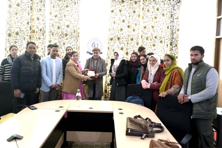 DJMC IUST Organises Programme with Economic Times Editor
