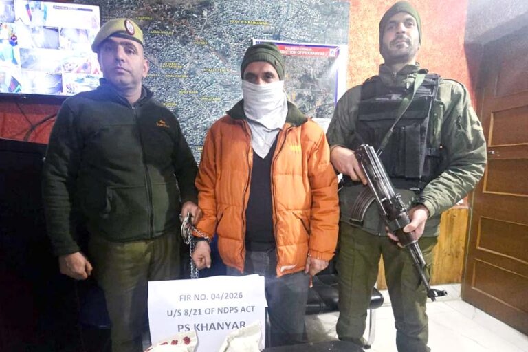 J&K Police arrests notorious drug peddler in Srinagar; 1.6 Kg Heroin recovered