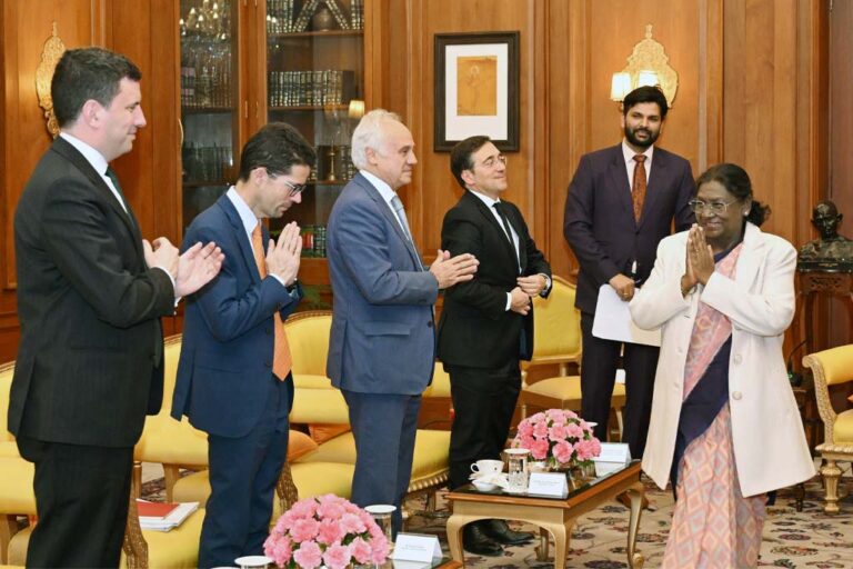 Minister of Foreign Affairs, European Union and Cooperation of Spain calls on The President