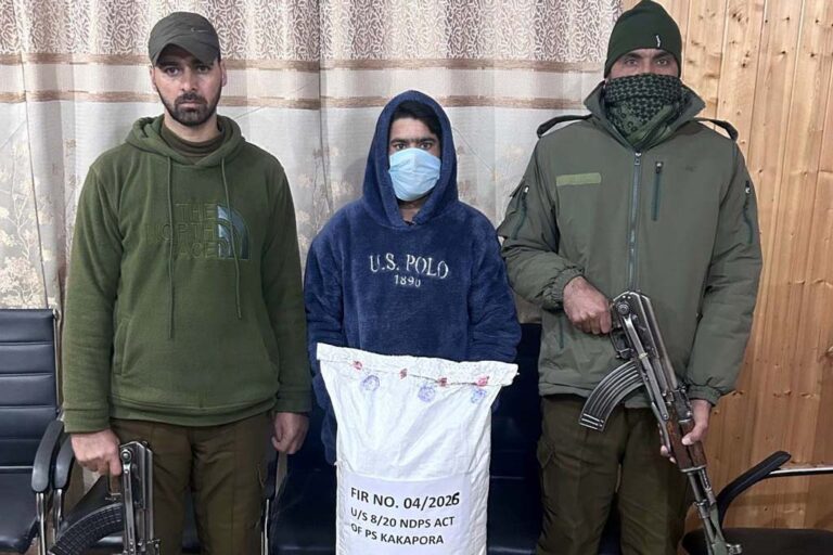 Police Recover Over 8 Kg Contraband Substance In Pulwama; Accused Arrested