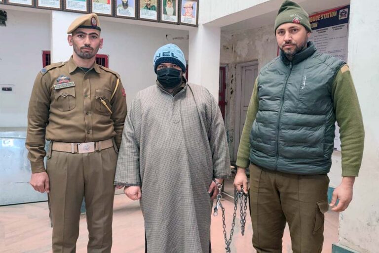 Police Registers E-FIR Against Conman for Cheating by False Promise of Release from Police Custody In Shopian
