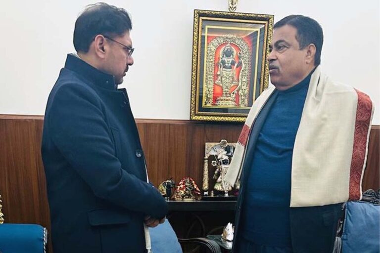 Satish Sharma attends National Transport Ministers’ Meeting, meets Nitin Gadkari