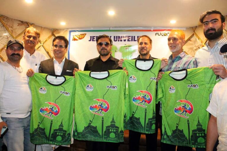 Satish Sharma, Tanvir Sadiq unveil Jersey for Khyber Run, ShahreKhaas 2026